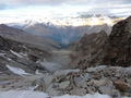 morgentlicher Blick zurück gegen die Weissmieshütte