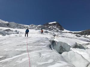 Eindrücklicher Absteig über den Wetterlückengletscher
