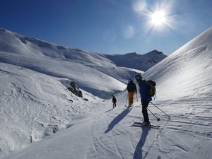 Abfahrt nach Cresta entlang des Maleggabachs
