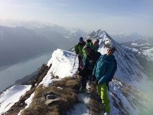 Gipfelfoto auf dem Schnierenhörnli