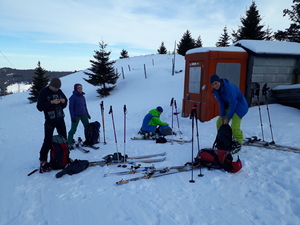 Erste Pause bim alten Schwefeler-Skilift