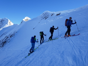 Noch ein paar Meter bis zum Skidepot