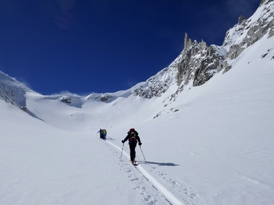 Zum Mittelbergpass