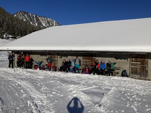 Pic-Nic vor der Hütte