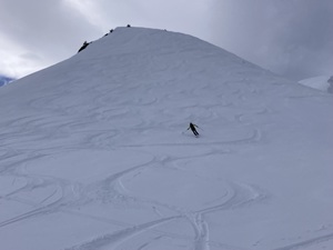 Schöner Pulverschnee am Schärihubel