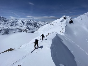 Nebengipfel der la Luette 3445m