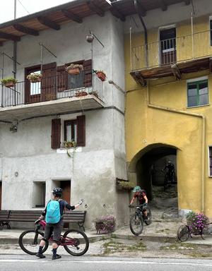 Tina Diretissima bis zu Hauptstrasse - Ende der Tour Stone King
