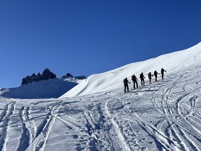 Aufstieg mit Blick auf die Lobhoerner