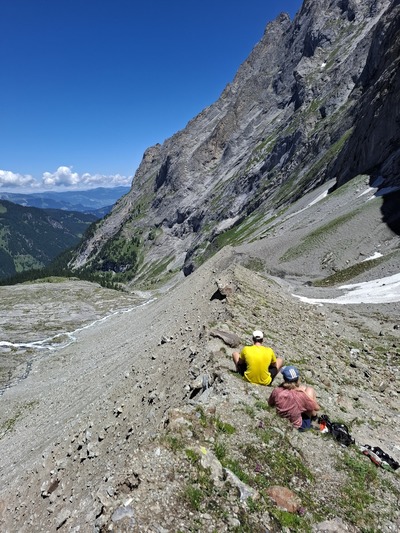 Gletscherm&ouml;r&auml;ne im H&uuml;ttenaufstieg