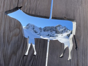 Kuhler Ausblick auf den Gipfel